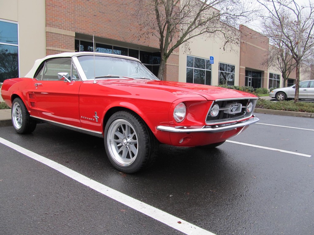 1967 Mustang Convertible Red White Top 0002-min